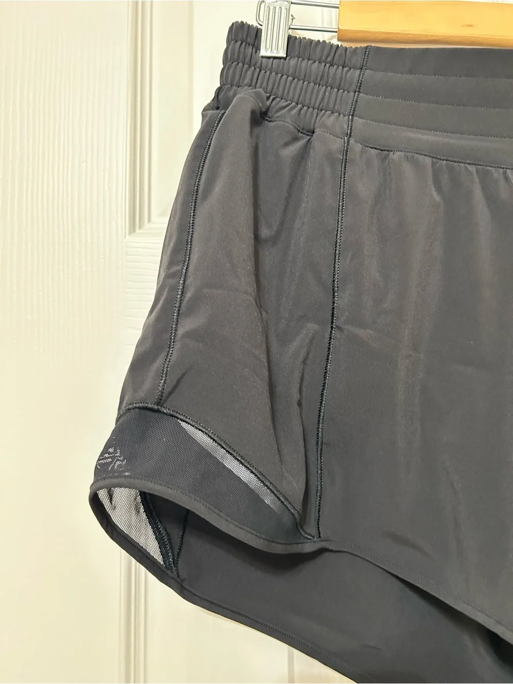 NEW lululemon athletica Black Hotty Hot High-Rise Lined Short 4